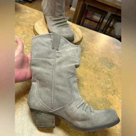 BCBG Holland Gray Distressed Suede Western Boots - Picture 3 of 15